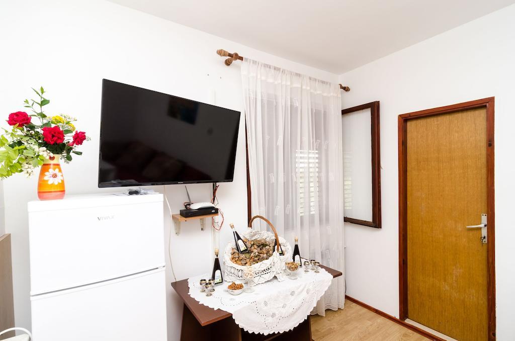 Guest House Kola Slano Zewnętrze zdjęcie