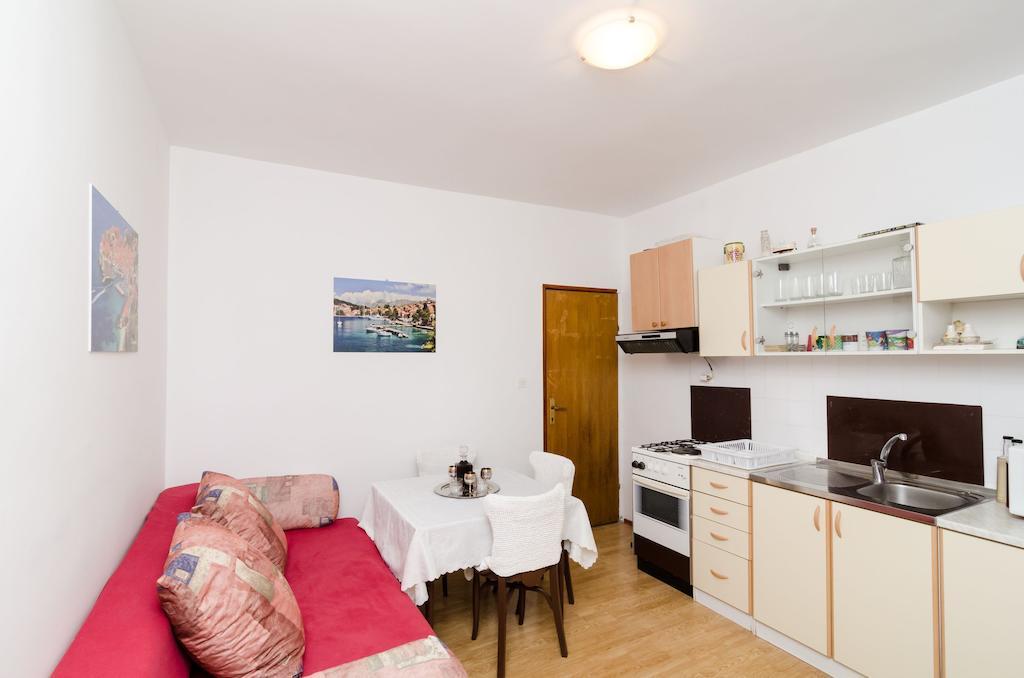 Guest House Kola Slano Pokój zdjęcie