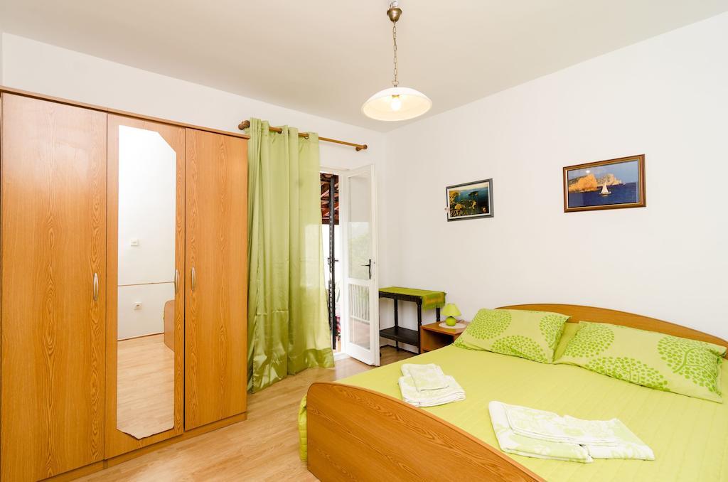 Guest House Kola Slano Pokój zdjęcie